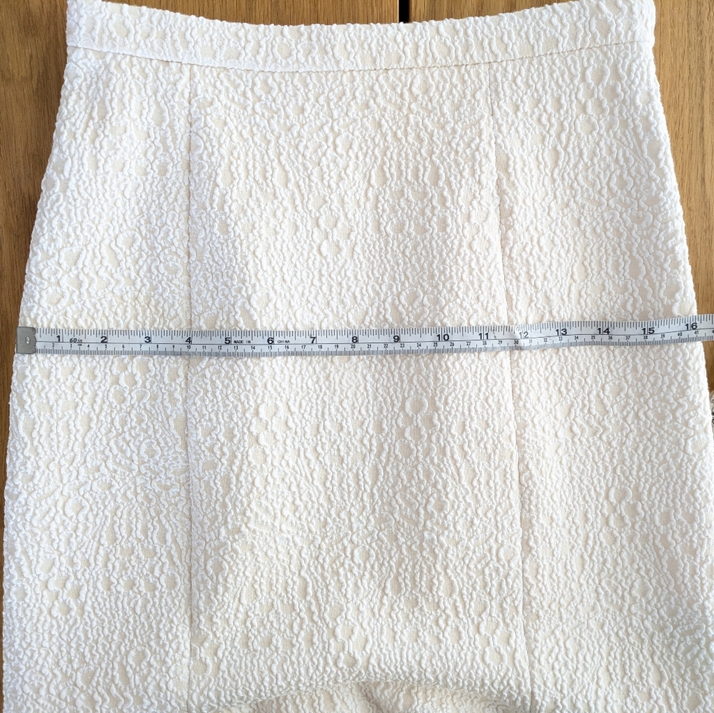 Tibi Asymmetrical White Textured Skirt - Picture 8 of 9